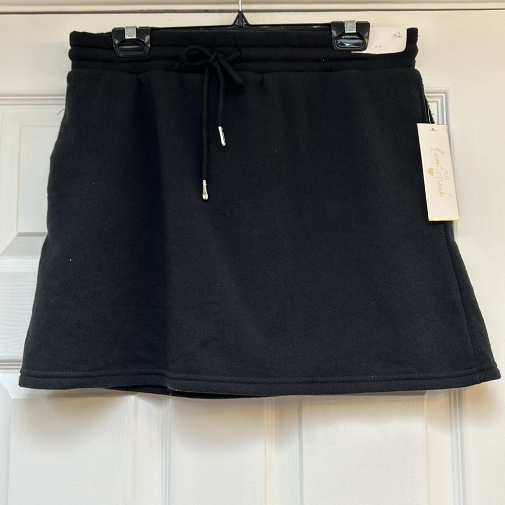 Love Streak Black Drawstring Fleece Classic Skirt- Size XL  NWT